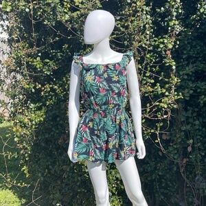 NWT Lucca Couture Ruffle Sleeveless Tropical Floral Print Short Romper